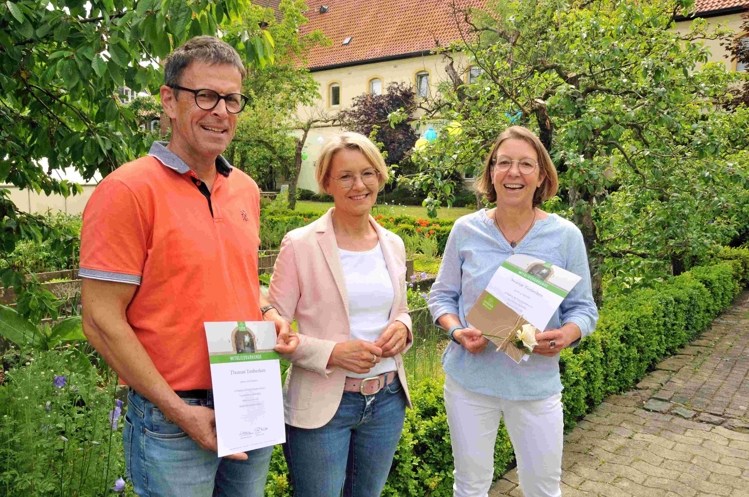 Thomas Tenberken, Sonja Rakete und Swantje Tenberken als Mitglied mit der Nr. 1000