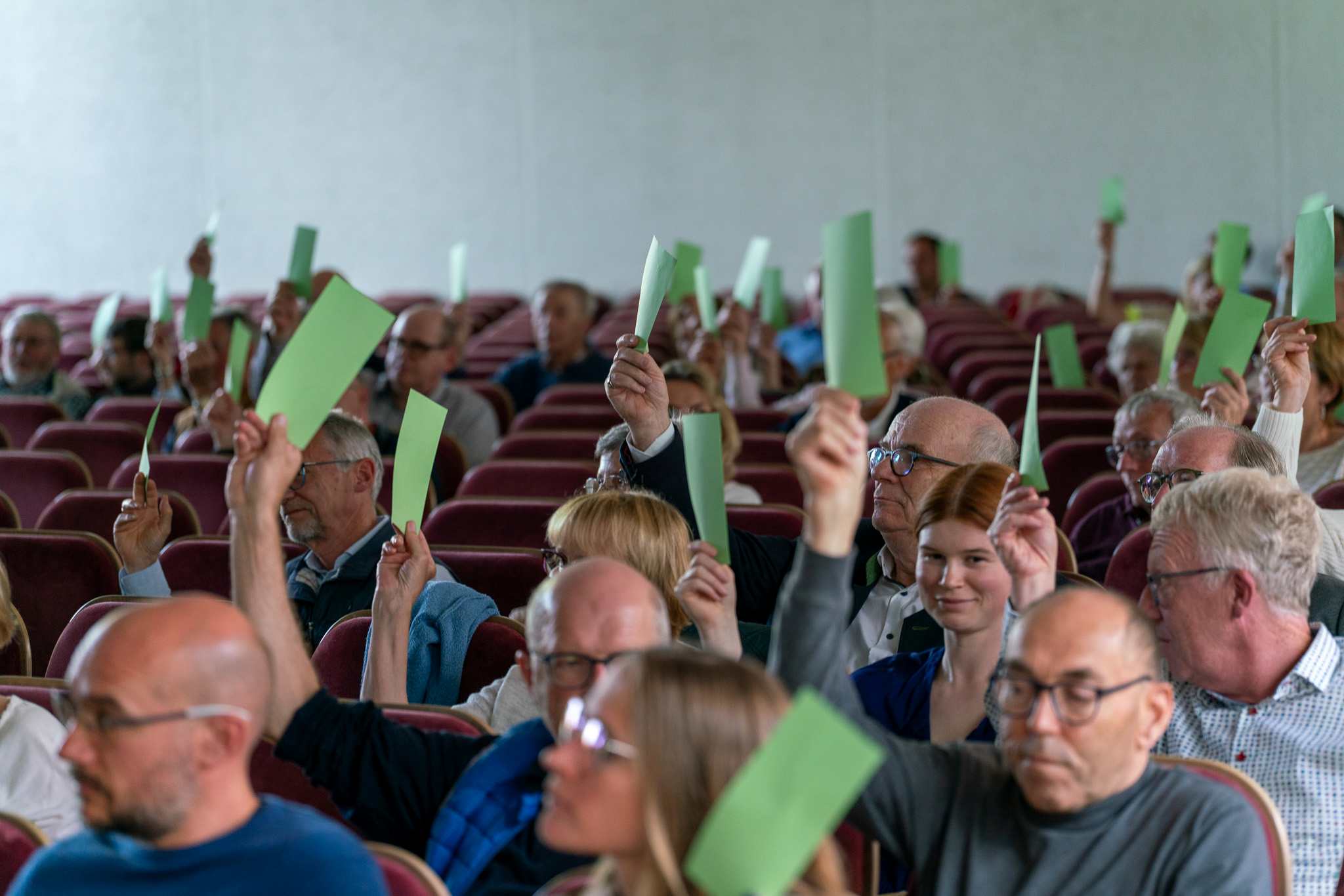 20250611 Generalversammlung Mitglieder stimmen ab_DSC08316-low2