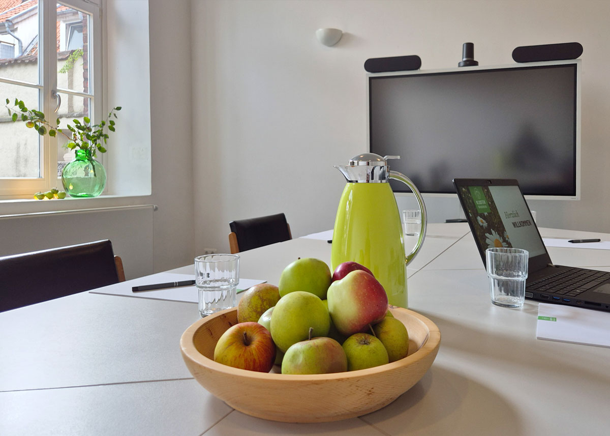 Konferenzraum-Rosenblick-Kloster-Wiedenbrueck-detail